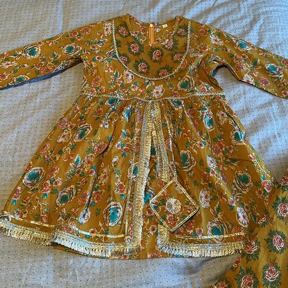 Indian / Pakistani / Bollywood Floral Mustard Yellow girls Sharara Outfit - Picture 2 of 7